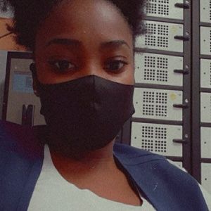 Meet your Posher, Monique